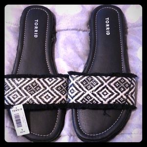 Size 9: Black Torrid Sandals